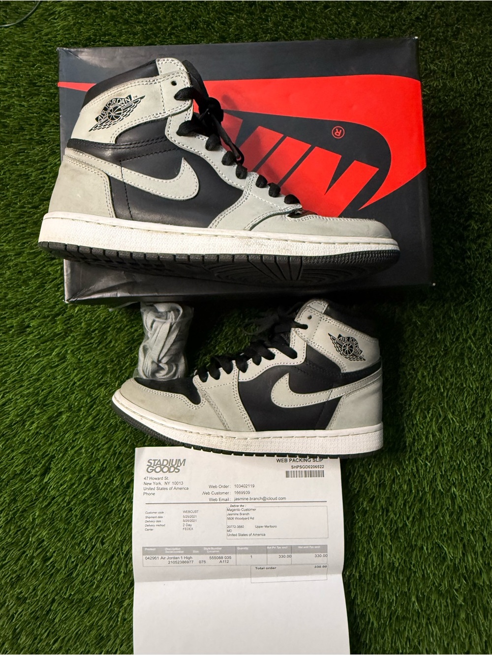 Nike Air Jordan 1 High OG — Black and Grey